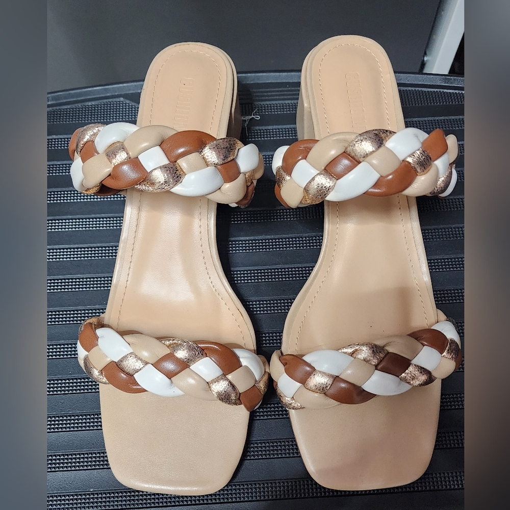CUSHIONAIRE Women's Onyx Braided Heels